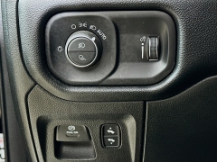 Used 2022  Ram 1500 4WD Big Horn Crew Cab 5'7" Box at Graham Auto Mall near Mansfield&comma; OH