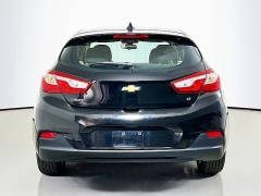 Used 2017  Chevrolet Cruze 4d Hatchback LT Auto at Dutro Auto near Zanesville&comma; OH