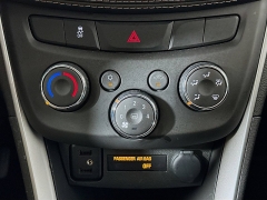 Used 2022  Chevrolet Trax AWD 4dr LT at Graham Auto Mall near Mansfield, OH