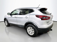 Used 2020  Nissan Rogue Sport 4d SUV FWD S at Dutro Auto near Zanesville&comma; OH