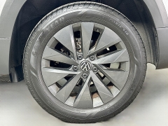 Used 2024  Volkswagen Taos S FWD at Dutro Auto near Zanesville, OH