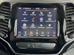 Used 2019  Jeep Cherokee 4d SUV 4WD Limited 3&period;2L at Dutro Auto near Zanesville&comma; OH