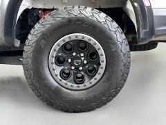 Used 2025  Ford F-150 4WD Raptor SuperCrew 5&period;5' Box at Graham Auto Mall near Mansfield&comma; OH