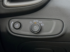 Used 2022  Chevrolet Trax AWD 4dr LT at Dutro Auto near Zanesville, OH