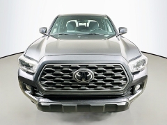 Used 2021  Toyota Tacoma 4WD TRD Off Road Double Cab 6ft Bed V6 AT at Graham Auto Mall near Mansfield&comma; OH