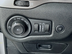 Used 2019  Jeep Cherokee 4d SUV 4WD Limited 3&period;2L at Dutro Auto near Zanesville&comma; OH