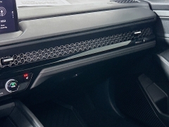 Used 2025  Honda Accord Hybrid Sport-L Sedan at Dutro Auto near Zanesville&comma; OH