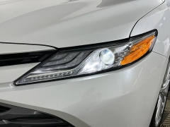 Used 2019  Toyota Camry 4d Sedan XLE at Dutro Auto near Zanesville, OH