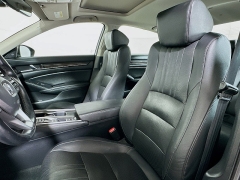 Used 2020  Honda Accord Sedan 4d EX-L 2.0T at Dutro Auto near Zanesville, OH