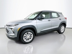 New 2026  Chevrolet Trailblazer AWD 4dr LS at Dutro Auto near Zanesville&comma; OH
