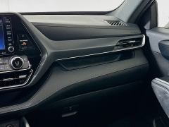 Used 2022  Toyota Highlander XSE AWD at Dutro Auto near Zanesville&comma; OH