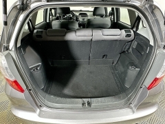 Used 2010  Honda Fit 5d Hatchback Base Auto at Dutro Auto near Zanesville&comma; OH