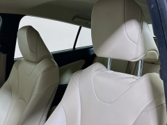 Used 2019  Toyota Prius XLE AWD at Dutro Auto near Zanesville&comma; OH