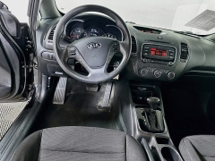 Used 2017  Kia Forte5 5d Hatchback LX at Graham Auto Mall near Mansfield&comma; OH