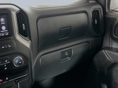 Used 2022  Chevrolet Silverado 1500 4WD Crew Cab 147" Custom at Graham Auto Mall near Mansfield&comma; OH