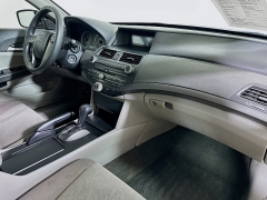 Used 2009  Honda Accord Sedan 4d LX Auto at Dutro Auto near Zanesville&comma; OH