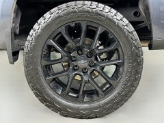 Used 2019  Chevrolet Silverado 1500 4WD Crew Cab Custom Trail Boss at Dutro Auto near Zanesville&comma; OH