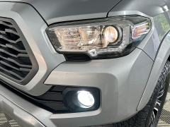 Used 2020  Toyota Tacoma 4WD Double Cab TRD Sport Auto at Dutro Auto near Zanesville&comma; OH