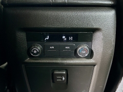 Used 2023  Chevrolet Traverse AWD 4dr LT Cloth w&sol;1LT at Dutro Auto near Zanesville&comma; OH