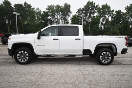 Used 2022  Chevrolet Silverado 2500HD 4WD Crew Cab 159" Custom at Dutro Auto near Zanesville&comma; OH