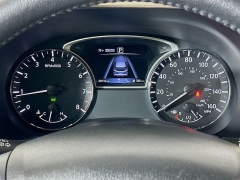 Used 2019  Nissan Pathfinder 4d SUV 4WD Platinum at Dutro Auto near Zanesville, OH