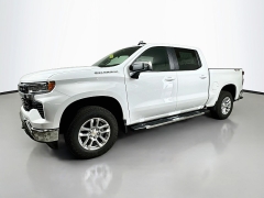 New 2026  Chevrolet Silverado 1500 4WD Crew Cab 147" LT w&sol;1LT at Graham Auto Mall near Mansfield&comma; OH