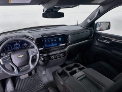 Used 2023  Chevrolet Silverado 1500 4WD Crew Cab 147" LT w&sol;1LT at Dutro Auto near Zanesville&comma; OH