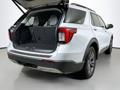 New 2026  Ford Explorer Active w&sol;200A Pkg 4WD at Dutro Auto near Zanesville&comma; OH