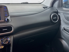 Used 2020  Hyundai Kona 4d SUV FWD SEL at Graham Auto Mall near Mansfield&comma; OH