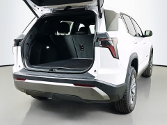 New 2026  Chevrolet Equinox AWD 4dr LT w&sol;2LT at Graham Auto Mall near Mansfield&comma; OH