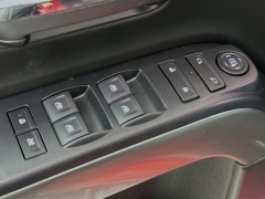 Used 2019  Chevrolet Silverado 1500 Legacy 4WD Double Cab LT at Dutro Auto near Zanesville&comma; OH