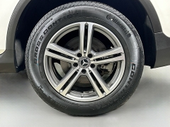 Used 2020  Mercedes-Benz GLC-Class 4d SUV GLC300 4matic at Graham Auto Mall near Mansfield&comma; OH