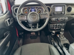 Used 2019  Jeep Wrangler Unlimited 4d SUV 4WD Sport S at Graham Auto Mall near Mansfield&comma; OH