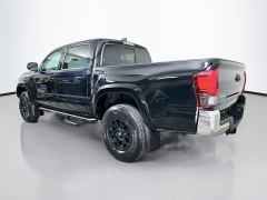 Used 2021  Toyota Tacoma 4WD SR5 Double Cab 6ft Bed V6 AT at Graham Auto Mall near Mansfield&comma; OH
