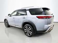 Used 2025  Nissan Pathfinder Platinum 4WD at Graham Auto Mall near Mansfield&comma; OH
