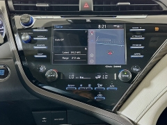 Used 2019  Toyota Camry 4d Sedan XLE at Dutro Auto near Zanesville, OH