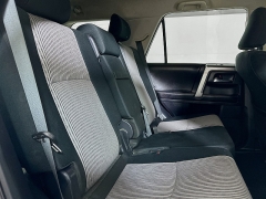 Used 2016  Toyota 4Runner 4d SUV RWD SR5 at Dutro Auto near Zanesville, OH