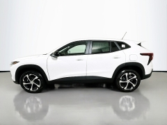 New 2026  Chevrolet Trax FWD 4dr 1RS at Dutro Auto near Zanesville&comma; OH