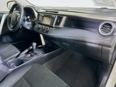 Used 2015  Toyota RAV4 4d SUV FWD LE at Graham Auto Mall near Mansfield&comma; OH