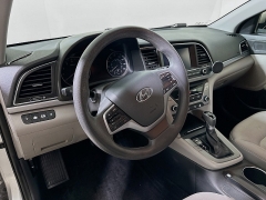 Used 2017  Hyundai Elantra 4d Sedan SE Auto at Graham Auto Mall near Mansfield&comma; OH