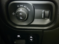 Used 2023  Ram 1500 4WD Big Horn Crew Cab 5'7" Box at Graham Auto Mall near Mansfield&comma; OH