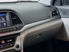 Used 2018  Hyundai Elantra 4d Sedan SEL at Dutro Auto near Zanesville&comma; OH