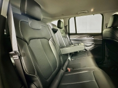Used 2023  Jeep Grand Cherokee Limited 4x4 at Graham Auto Mall near Mansfield&comma; OH