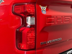Used 2020  Chevrolet Silverado 1500 4WD Crew Cab LT at Dutro Auto near Zanesville&comma; OH