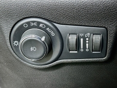 Used 2024  Jeep Compass Latitude 4x4 at Graham Auto Mall near Mansfield&comma; OH