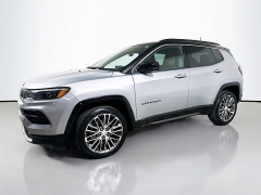 Used 2023  Jeep Compass Limited 4x4 at Graham Auto Mall near Mansfield&comma; OH