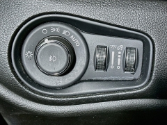 Used 2023  Jeep Renegade Trailhawk 4x4 at Dutro Auto near Zanesville&comma; OH