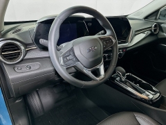 Used 2025  Chevrolet Trax FWD 4dr ACTIV at Dutro Auto near Zanesville&comma; OH