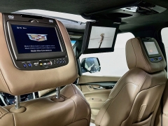 Used 2019  Cadillac Escalade 4d SUV 4WD Platinum at Graham Auto Mall near Mansfield&comma; OH