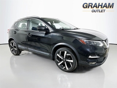  2020 Nissan Rogue Sport 4d SUV FWD SL at Dutro Auto near Zanesville&comma; OH